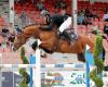 Foto: Der 28-jährige Paul Wiktor vom RFV Trent, der sein Trainingsquartier als selbstständiger Reiter in Timmendo (Poel) hat, wurde im vorigen Jahr mit dem lange im Sport abgetauchten Hengst Chacco-Fly (v. Chacco-Blue) überraschend Landesmeister in der Leistungsklasse S. - Fotograf: Jutta Wego