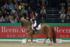 Foto: Ulla Salzgeber gewinnt mit Herzruf´s Erbe Weltcup-Kür in Neumünsters Holstenhallen. - Fotograf: Stefan Lafrentz