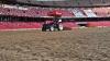 Foto: Vorbereitung der Trainingsfläche im Bird's Nest - Fotograf: Longines Equestrian Beijing Masters