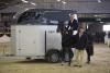 Foto: Stolzer Besitzer eines neuen Anhängers nach dem Sieg im Großen Preis in Damme mit Cashgirl - Cameron Hanley aus Irland - Fotograf: Sportpicsell.com