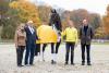 Foto: Hannoveraner Hengst des Jahres 2021 - Fidertanz mit Familie Schult und Gilbert Böckmann - Fotograf: Hannoveraner Verband