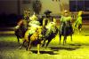Foto: Showeinlage in Rulle mit Puppen als Ponyjockey aus dem Vorjahr - Fotograf: Karl Heinz Frieler