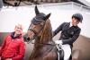 Das Foto zeigt Frederic Wandres, den Sieger im Preis der VUV - Vereinigte Unternehmerverbände Aachen, auf seinem Quizmaster, sowie seinen Partner und Pfleger Lars Lingus. - Fotograf: CHIO Aachen/ Franziska Sack)