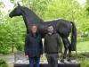 Foto: Thomas Münch, Zuchtleiter, Geschäftsführer- und Vermarktungsleiter Westfälisches Pferdestammbuch und Richard Langels Auktions- und Vermarktungsleiter Trakehner GmbH freuen - Fotograf: Privat