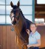 Foto: Der Trakehner Hengst Lancelot Selso und Jasmin Ulonska-Weiss - beide treten am Mittwoch auch in der Bundeschampionats-Qualifikation an - Fotograf: Lina Thiedemann/ Rathmann-Verlag