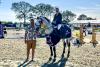 Foto: Rolf-Göran Bengtsson sprang mit Caillan zum Sieg beim ersten schweren Springen der Springflut Classics 2024. Die Glückwünsche von Veranstalter Lars Brunk nahm Caillan's Stallkollege Daymian entgegen, mit dem Bengtsson zusätzlich Rang sechs belegte - Fotograf: Jarka Luther
