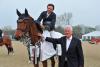 Foto: Youngster Tour Finalsieger bei den 6-Jährigen: Markus Saurugg (AUT/St) mit seiner Zita 94 und Magna Racino Gastgeber Frank Stronach - Fotograf: Tomas Holcbecher & Hervé Bonnaud
