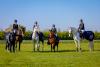 Foto: Das Team des Reitvereins Westwalddistrikt u.U. e.V. Nettelsee, vertreten durch Amelie Marie Rogge, Jolina Maye Hennig, Laura Jendritzki, Philippa Maxima Rogge und der Mannschaftsführin Bettina Rogge, gewann den Saisonauftakt - Fotograf: RathmannVerlag/Tina Siebenhaar