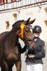 Foto: Quirine v. Quiwitino und Theresa Mayer siegen mit 8,58 in der Stutenleistungsprüfung im Feld in Herbertingen - Fotograf: Gille-Eberhardt