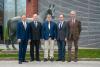 Foto: Dr. Werner Schade (Geschäftsführer und Zuchtleiter), Hans-Henning v. d. Decken, Hartmut Wilking, Jörn Wedermann und Theodor Leuchten (v.l.n.r.) - Fotograf: Hannoveraner Verband/Tilgner