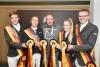 Foto Das Siegerteam Weser-Ems vom diesjährigen Manschaftsspringen, von links nach rechts: Marec Dänekas, Teike Carstensen, Martin Haunhorst, Justine Tebbel, Max Haunhorst - Fotograf: Frieler