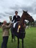 Foto: Sieger Erdbeercup 2015 Guillermo Gonzales-Alonso mit Quitana und Veranstalter Enno Glantz - Fotograf: Christian Schlicht