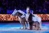 Foto: Anne-Gaëlle Bertho mit ihren Stars im Rampenlicht - Fotograf: Sportfotos-Lafrentz.de