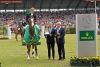 Foto: Dem Sieger Marcus Ehning gratulieren Rafael Rolli, Geschäftsführer Rolex Deutschland GmbH, und ALRV-Präsident Carl Meulenbergh - Fotograf: CHIO Aachen/ Michael Strauch 