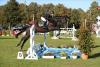 Foto: Inga Czwalina aus Fehmarn flog mit Cezanne zum Landesmeistertitel im Springen in Bad Segeberg beim 71. Landesturnier - Fotograf: Tierfotografie Huber