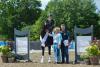 Foto: In Kleinsolt gratulierten Katja und Alexander Kuschel dem siegreichen Paar, Scorlan Jenna Andersen mit Fine Prima Donna, zum Einzug ins Kuschel Cup Finale - Fotograf: RathmannVerlag/Malina Blunck