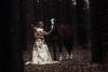 Foto: Olympiasiegerin Julia Krajewski auf den Spuren des mythischen König Artus und seinem sagenumwobenen Schwert Excalibur. Das Bild ist beim Fotoshooting für das aktuelle Magazin entstanden - Fotograf: CHIO Aachen/Diana Wahl