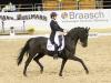 Foto: Echt stark - so heißt der Sportpartner von Stella-Charlott Roth, die die Dressurprüfung Kl. S in Oldenburg mit einer starken Runde gewann - Fotograf: Th. Henkensiefken